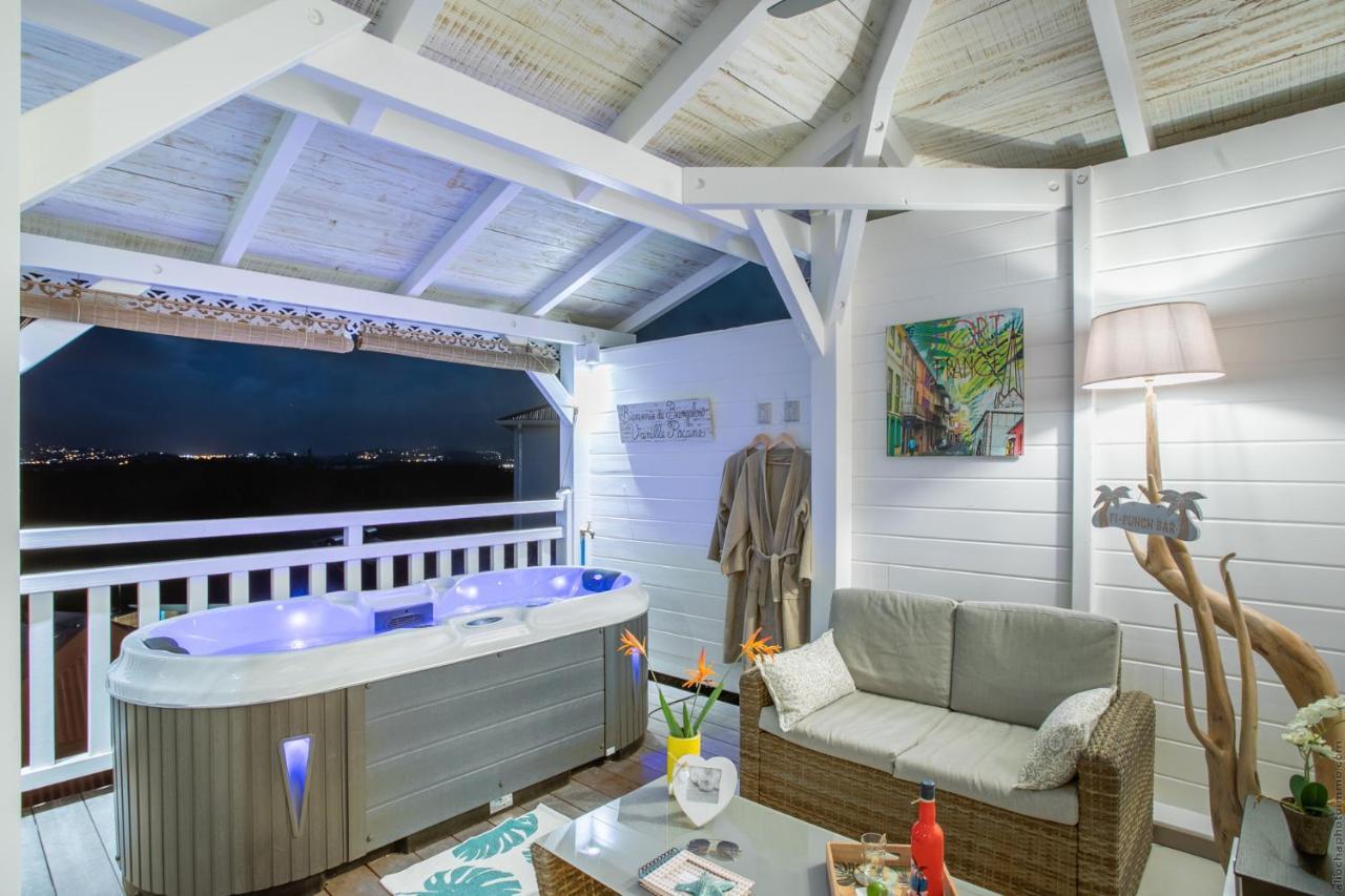 Bungalow Vanille Pacane - Vue Mer Avec Spa Prive Les Trois-Ilets Buitenkant foto