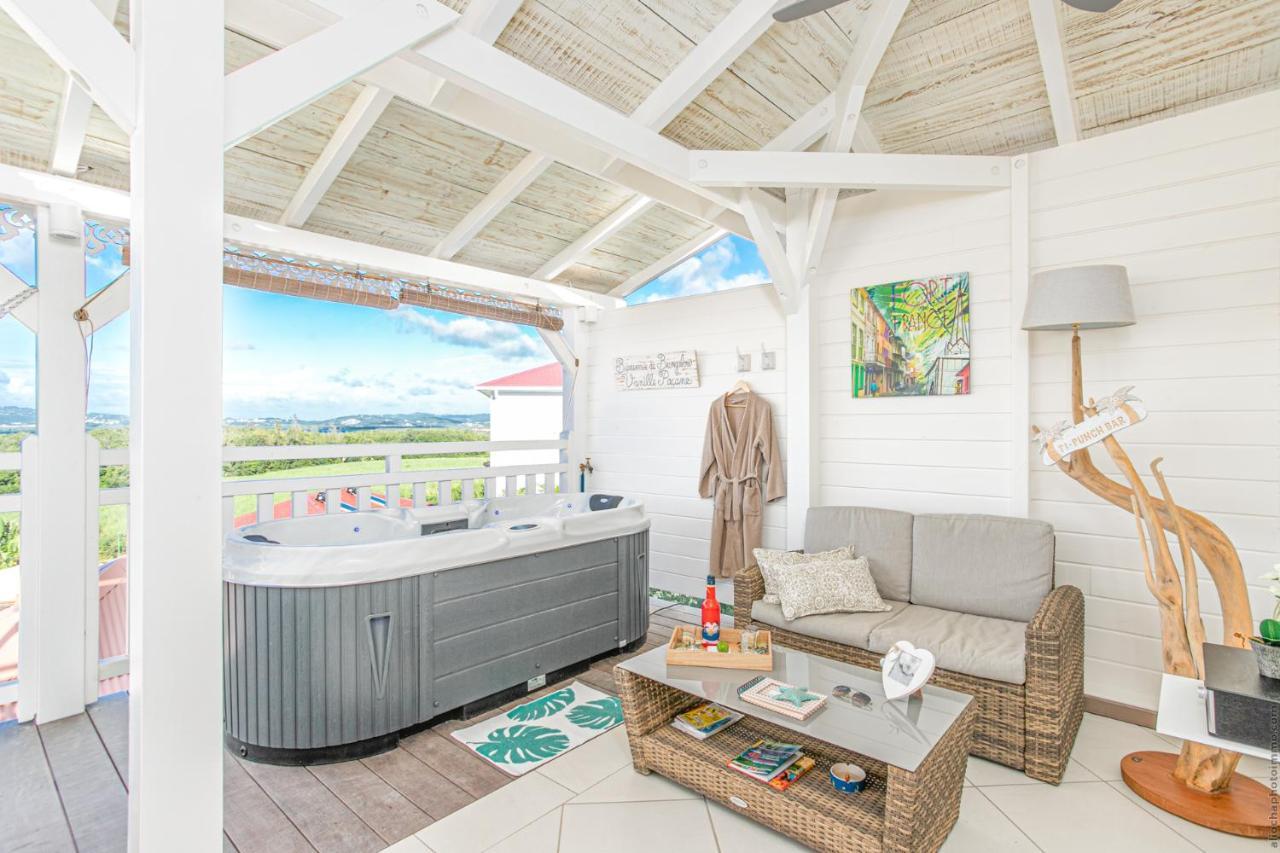 Bungalow Vanille Pacane - Vue Mer Avec Spa Prive Les Trois-Ilets Buitenkant foto