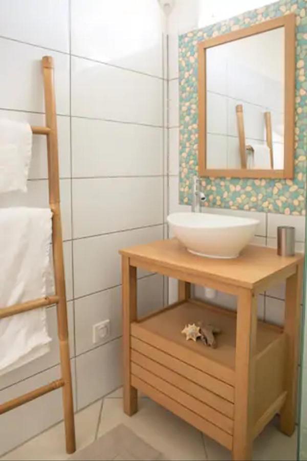 Bungalow Vanille Pacane - Vue Mer Avec Spa Prive Les Trois-Ilets Buitenkant foto